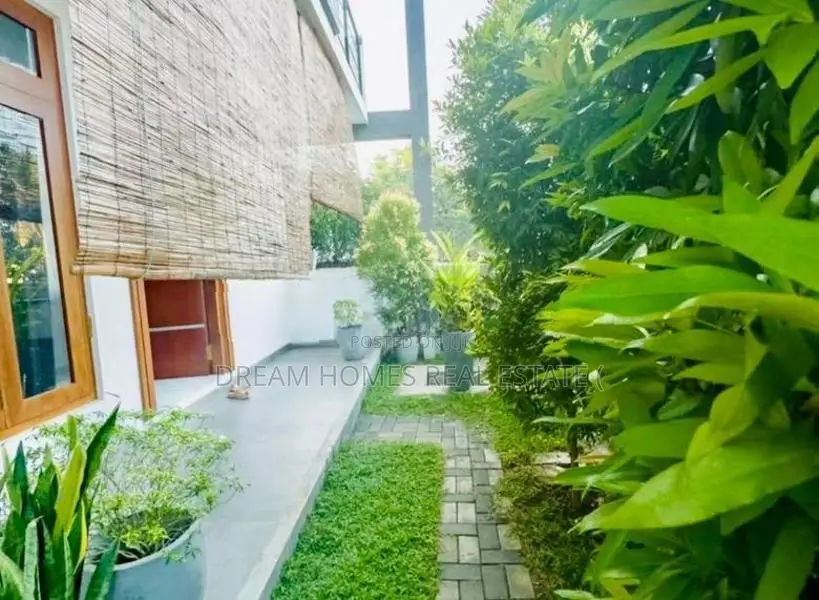 Modern Two Storied House for Sale – Kaduwela