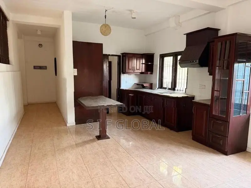 Thalawathugoda Kalalgoda 4 Bedrooms House for Rent