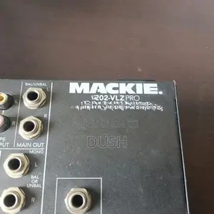 Mackie 1202-VLZ Pro 12-Channel Mixer
