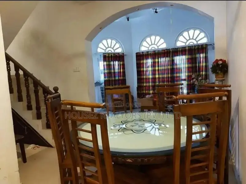 Modern 3-Story Luxury House for Sale – Athurugiriya