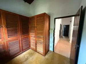 Thalawathugoda Kalalgoda 4 Bedrooms House for Rent
