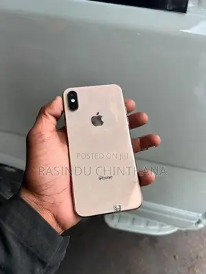 Apple iPhone XS (Used)