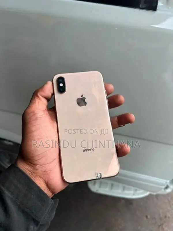 Apple iPhone XS (Used)
