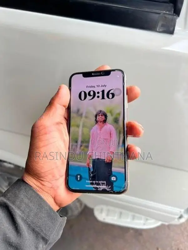 Apple iPhone XS (Used)