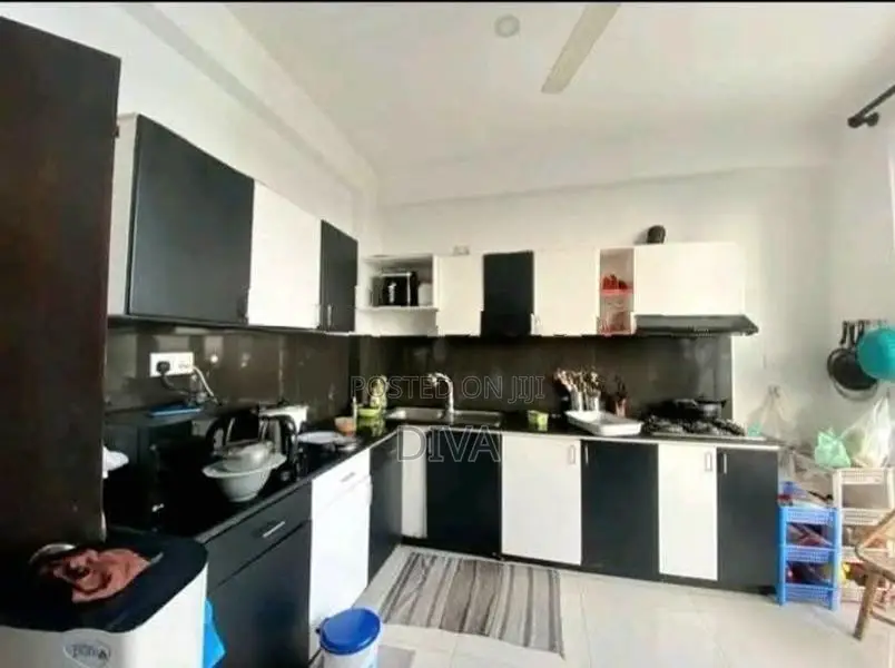 04 Bedrooms Apartment for Sale Wellawatta