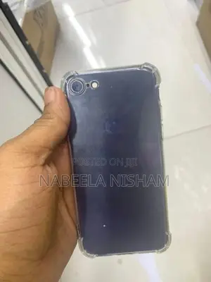 Apple iPhone 8 (Used)