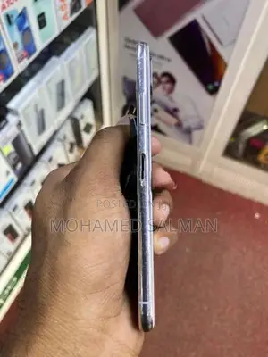 Apple iPhone XS (Used)