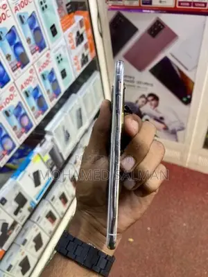 Apple iPhone XS (Used)