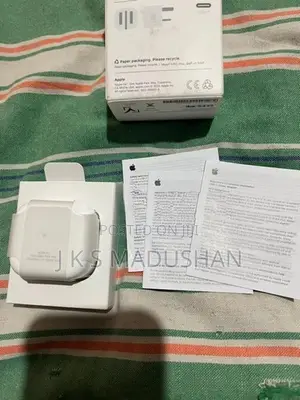 Apple iPhone Charger