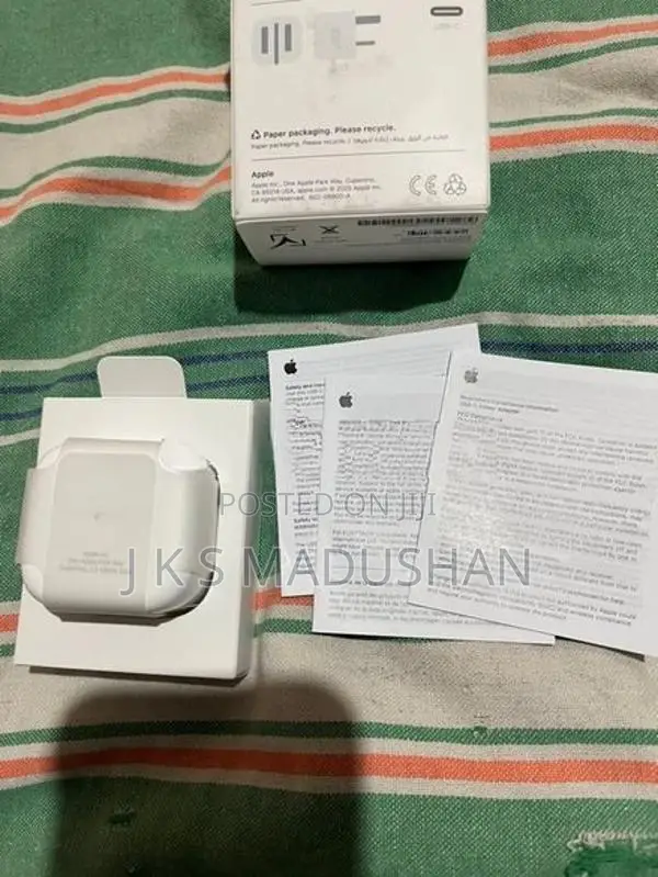 Apple iPhone Charger