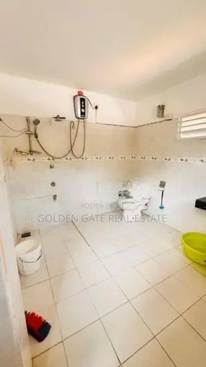 Kadawatha Two Storey Elegant House for Sale