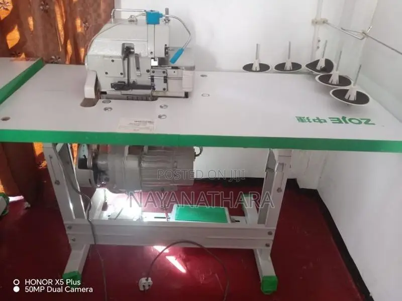 Overlock Sewing Machine