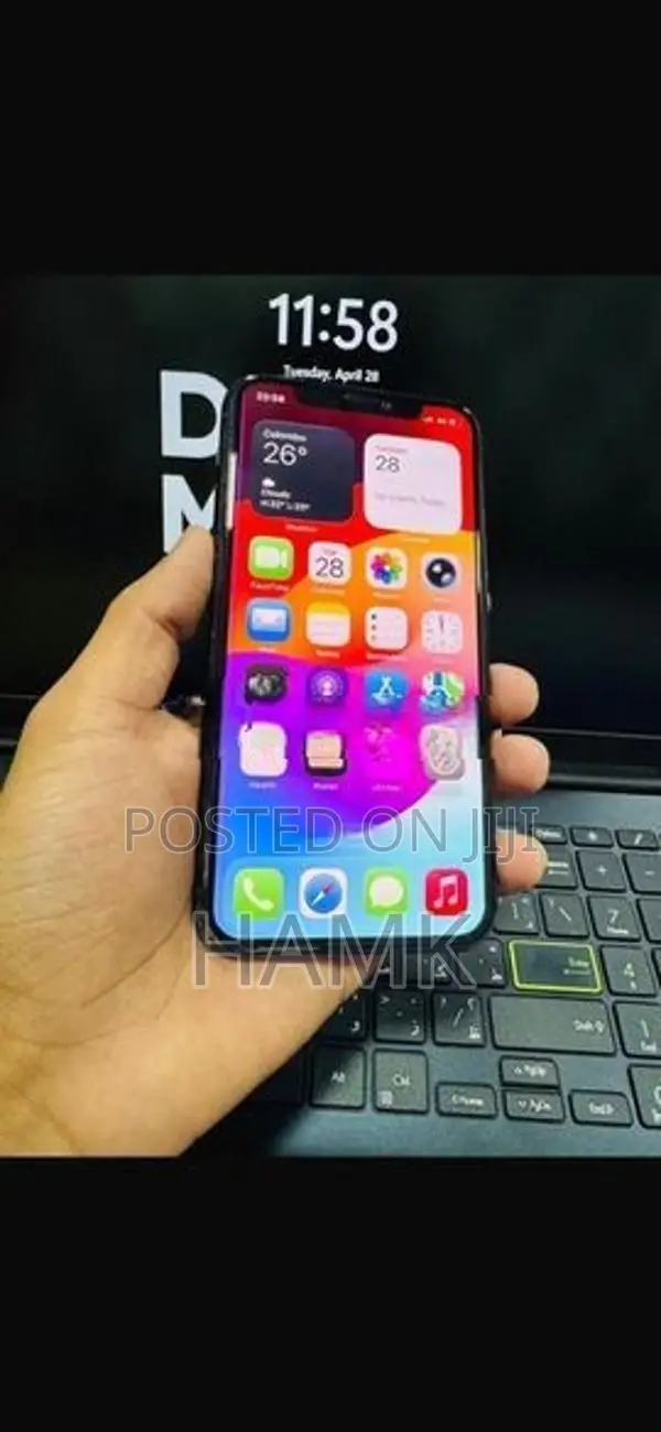 Apple iPhone 11 Pro 256GB (Used)