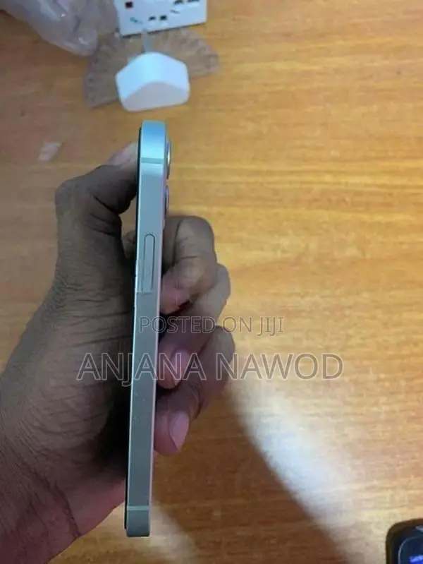 Apple iPhone 12 mini (Used)