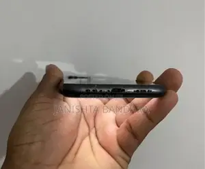 Apple iPhone 11 128GB (Used)