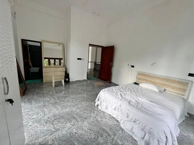 60 Perches - Furnished Luxury House for Sale Hl50600