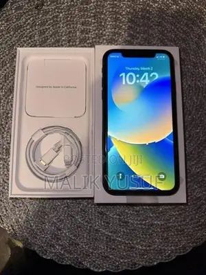 Apple iPhone 11 (Used)