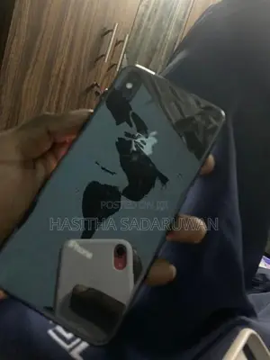 Apple iPhone XS Max (Used)