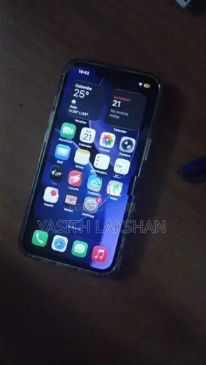 Apple iPhone 13 (Used)