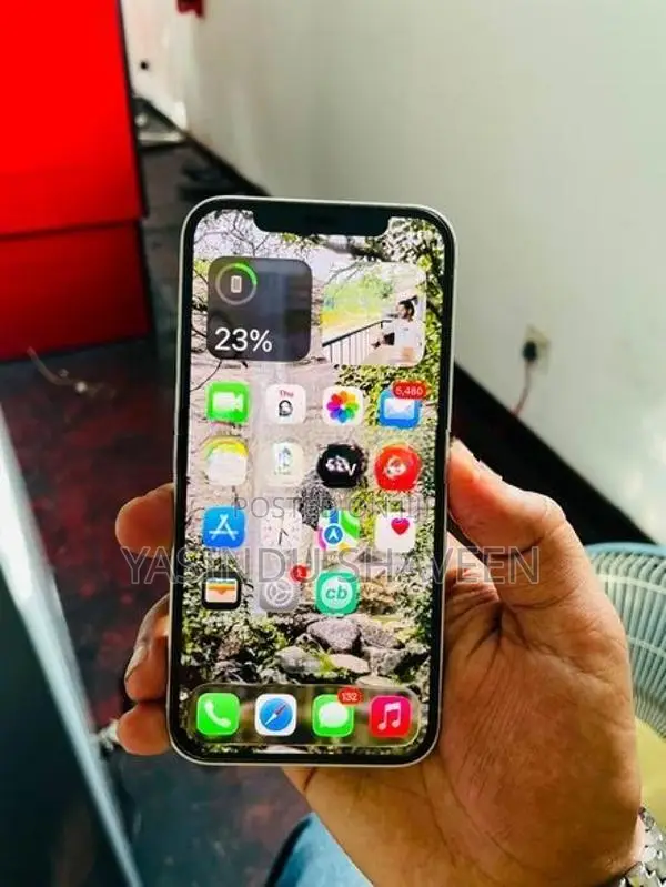 Apple iPhone 12 (Used)