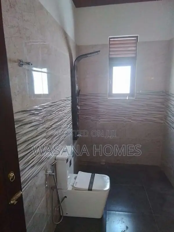 Fantastic Brand New 3 Story House for Sale Kotte