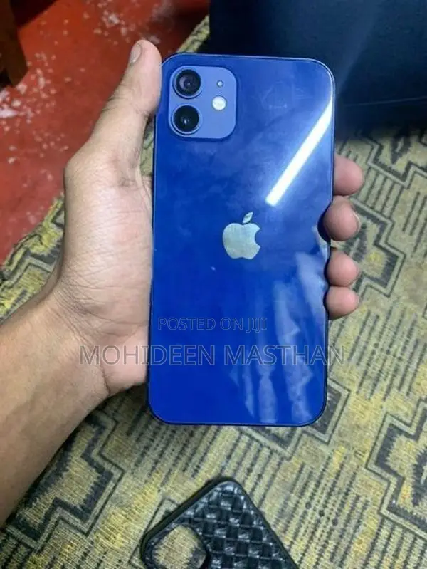 Apple iPhone 12 (Used)