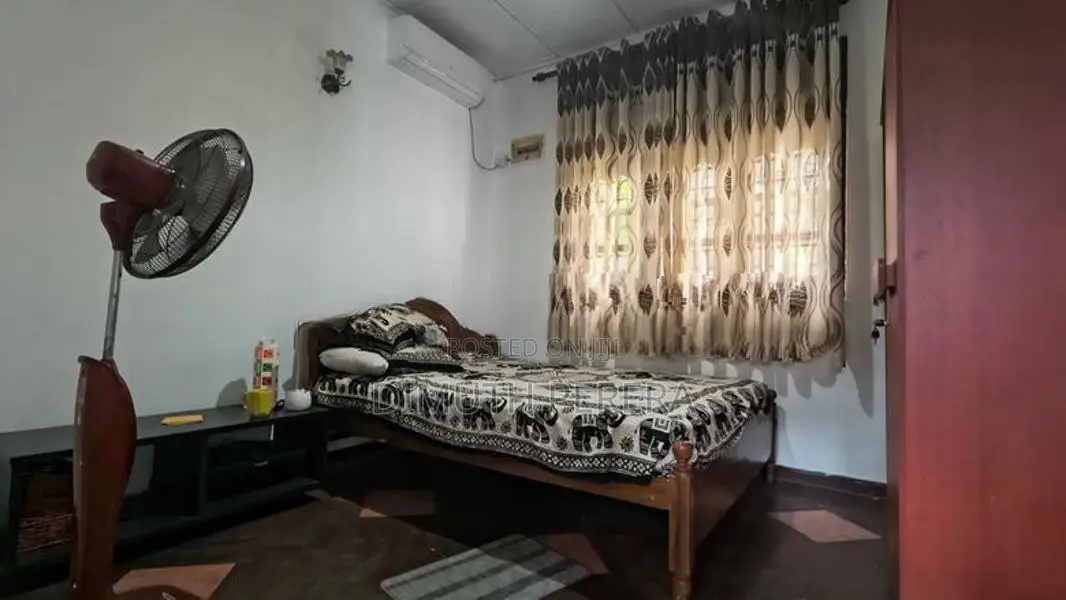 House for Sale in Batuwatta, Ragama