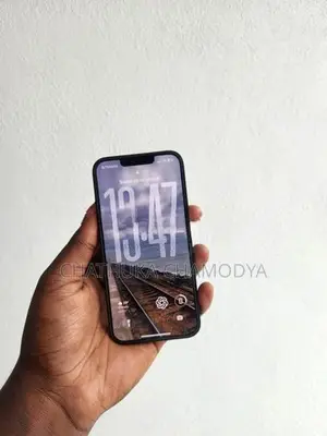 Apple iPhone 13 (Used)