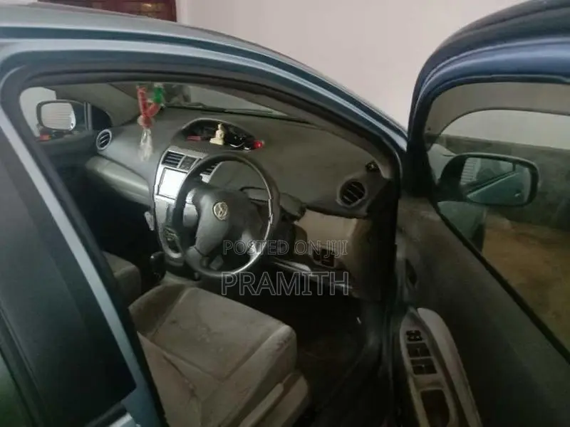 Toyota Belta 2009