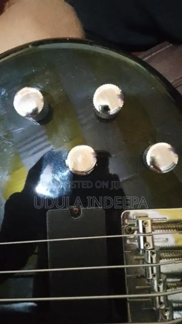 Gio Ibenaz Soundgiar 5string Bass Guitar