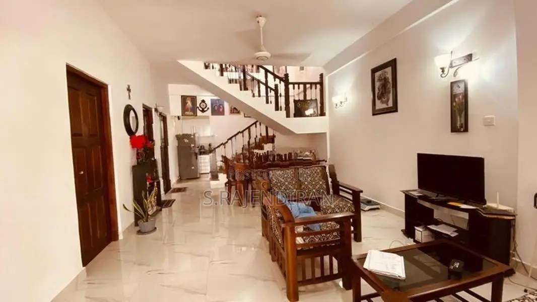 modern two storey house for sale in Mount lavinia