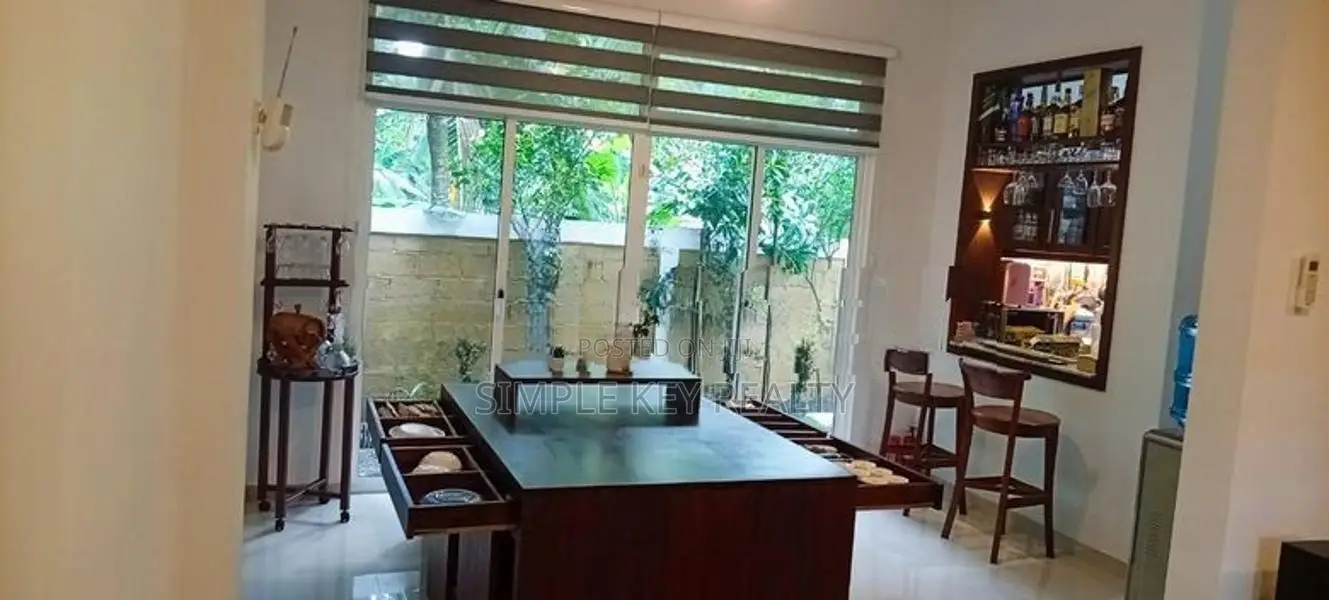 Beutiful Two Story House for Sale in Gampaha Yakkala