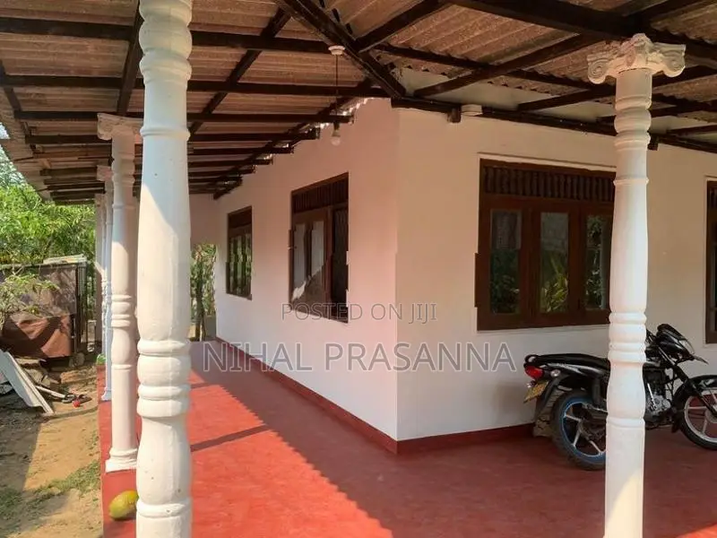 House for Sale in Atigala Road, Meegoda