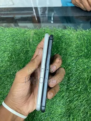 Apple iPhone 8 (Used)