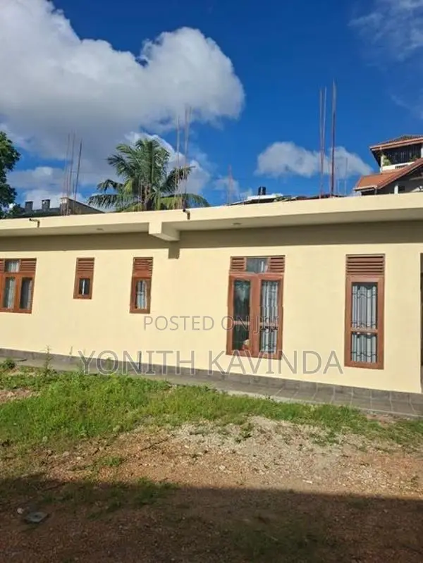 Brand New Apartment House for Rent Dalugama