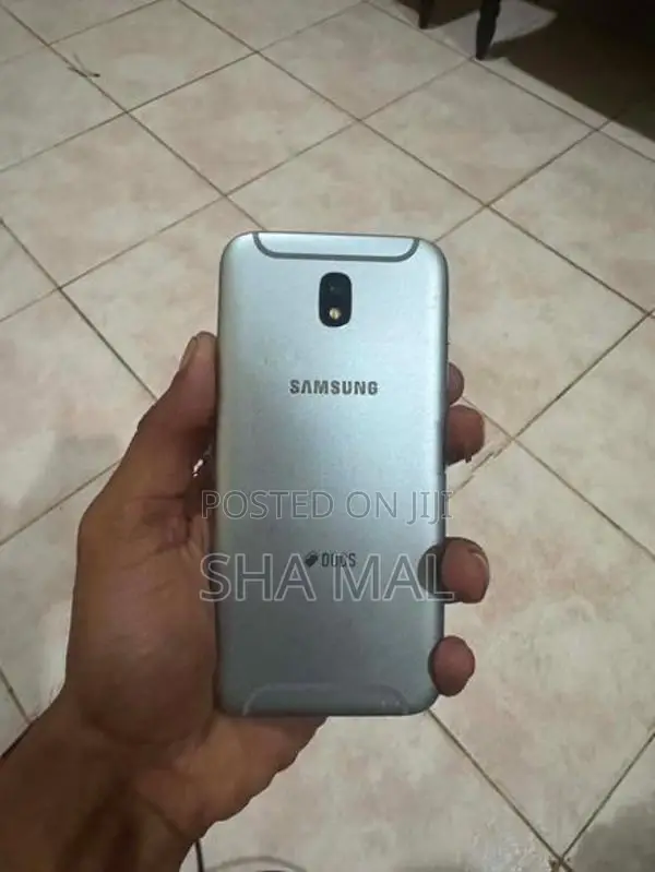 Samsung Galaxy J5 (Used)