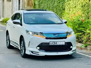 Toyota Harrier G Advance Premium 1S 2017