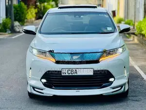 Toyota Harrier G Advance Premium 1S 2017