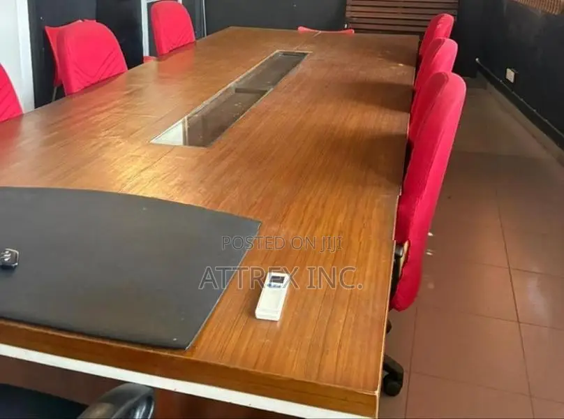 Office Space for Rent with Meeting Room Furniture-Nugegoda