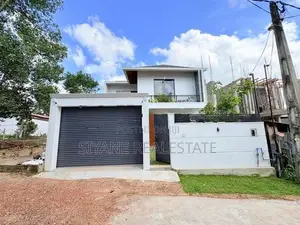 Luxury New House for Sale in Athurugiriya