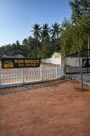 නව නුවර පාරේම ගෙයක්