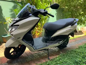 New Suzuki Burgman 125 2026 White