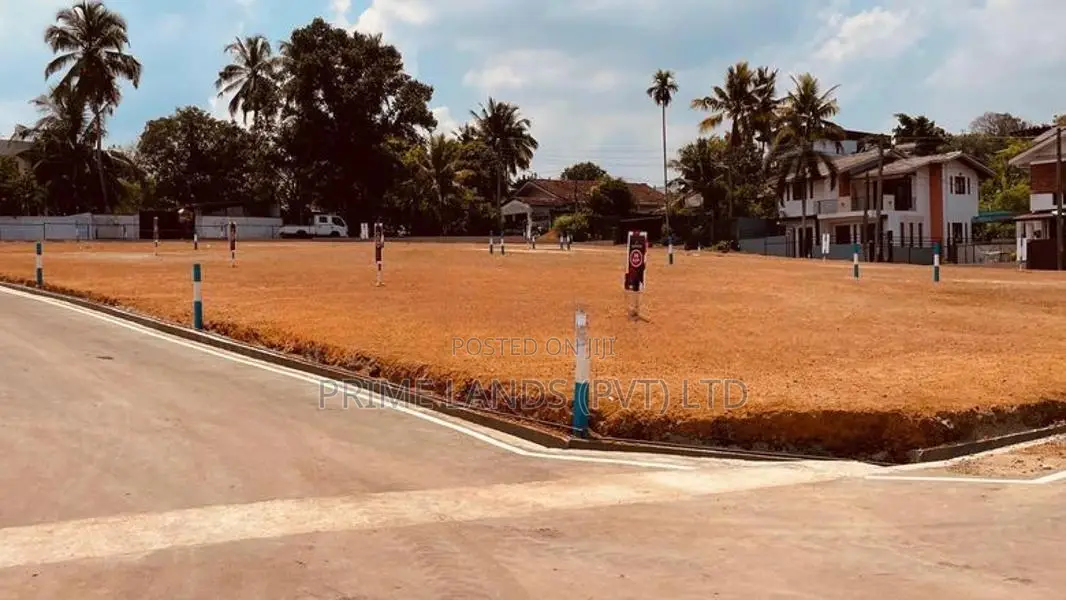 මාලඹේ නේවාසික බිම් කොටස් විකිණීම