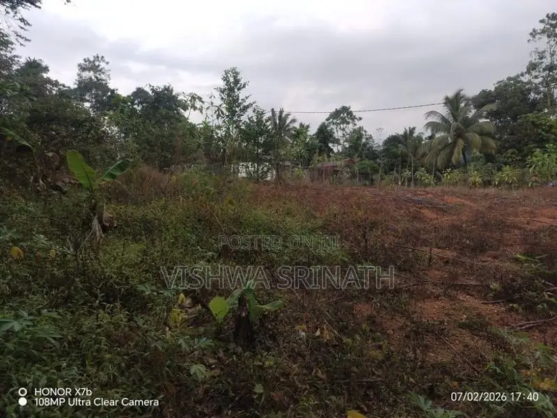 ගොනපල නෙවාසික බිම් කොටසක් විකිනිමට