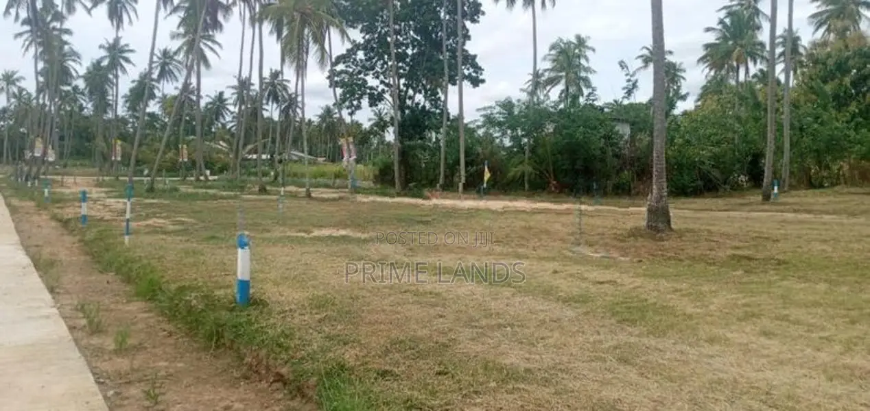වාරියපොල නගරයෙන්ම නේවාසික කලාපයෙන් ඉඩමක්