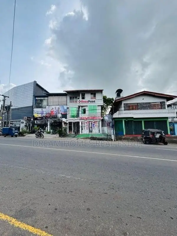 3-Storey Commercial Building for Sale – Piliyandala Town