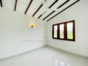 Modern 4 Bedroom Luxury House with Roller Gate for Sale – Athurugiriya