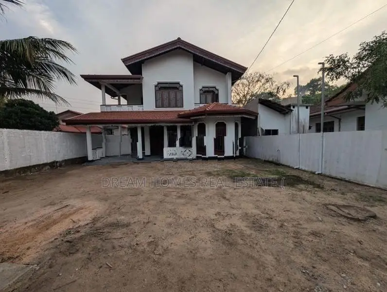 Well-Built Two-Storey Family House for Sale – Udammita, Ja-Ela