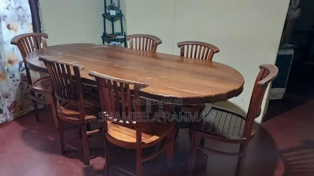 තේක්ක Dining table