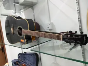 Box Guitar